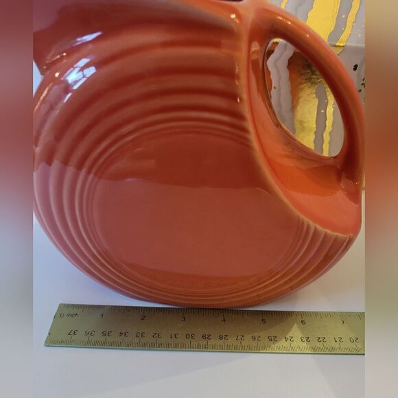 Vintage Pristine Piece Fiestaware Persimmon Water Pitcher Imprint, No "H" - Picture 7 of 7
